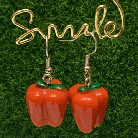 Red Pepper Earring, Funny Food Earring, Gift Idea, Chef Earring, Cook Earring - Picture 6 of 7